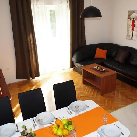 Yakov Free Public Parking And Balcony Appartement Zadar Buitenkant foto